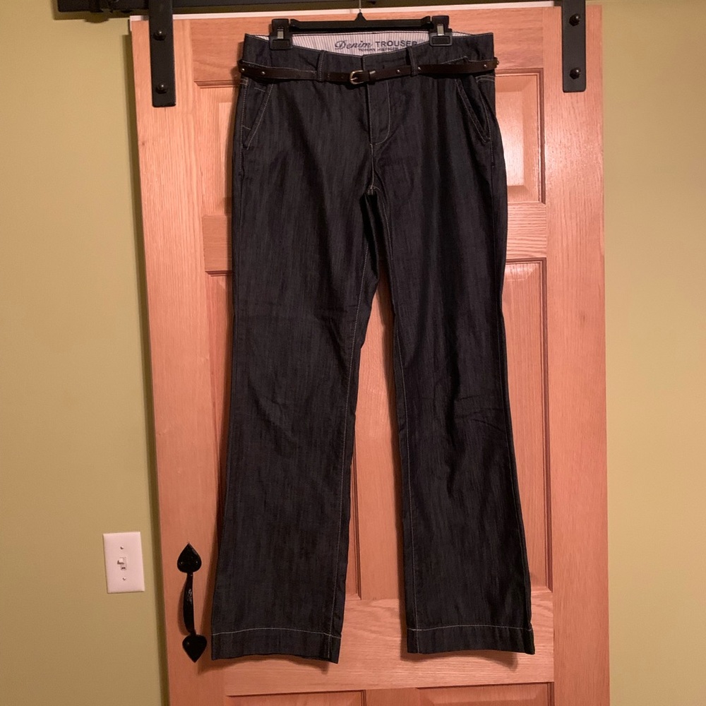 Tommy Hilfiger women soft jeans with belt, size 6